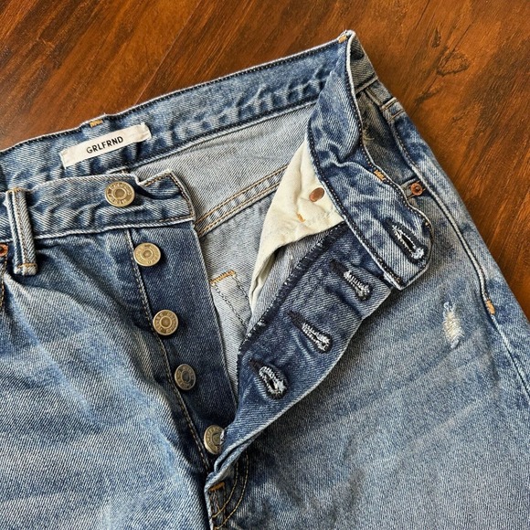 GRLFRND The Helena Straight Leg Jean in Close To You Raw Hem - Picture 4 of 14